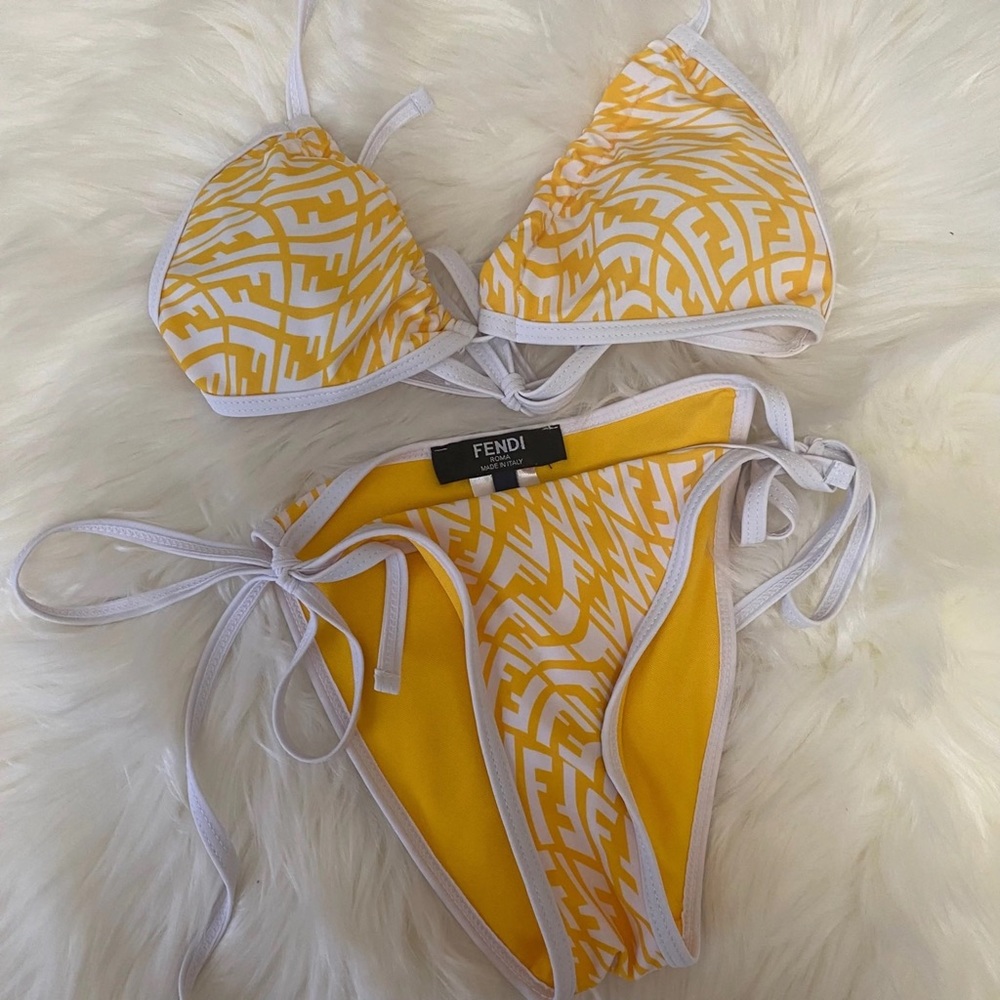 Bathing suit
